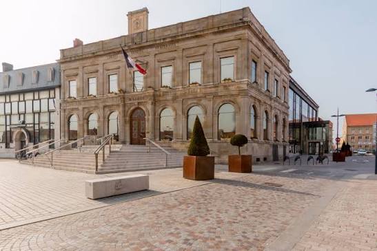 Gravelines town hall and its public square in France